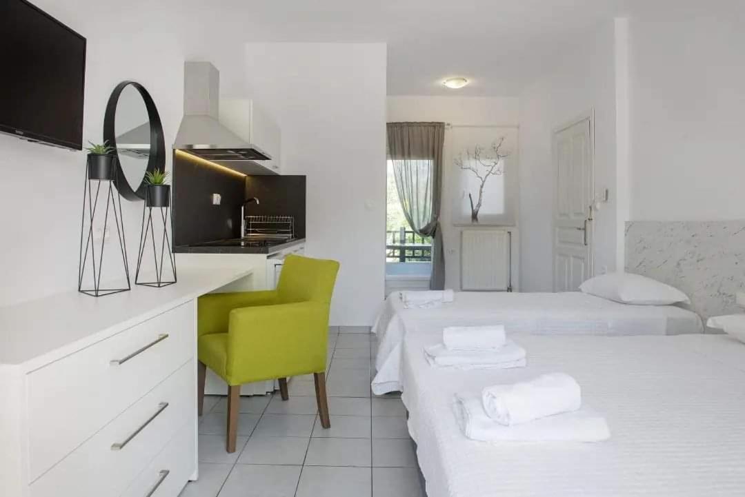 Hotel Papanikolaou Ierissos Extérieur photo